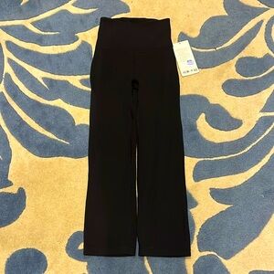 NWT Luluemon Black Groove Crop 23 Leggings